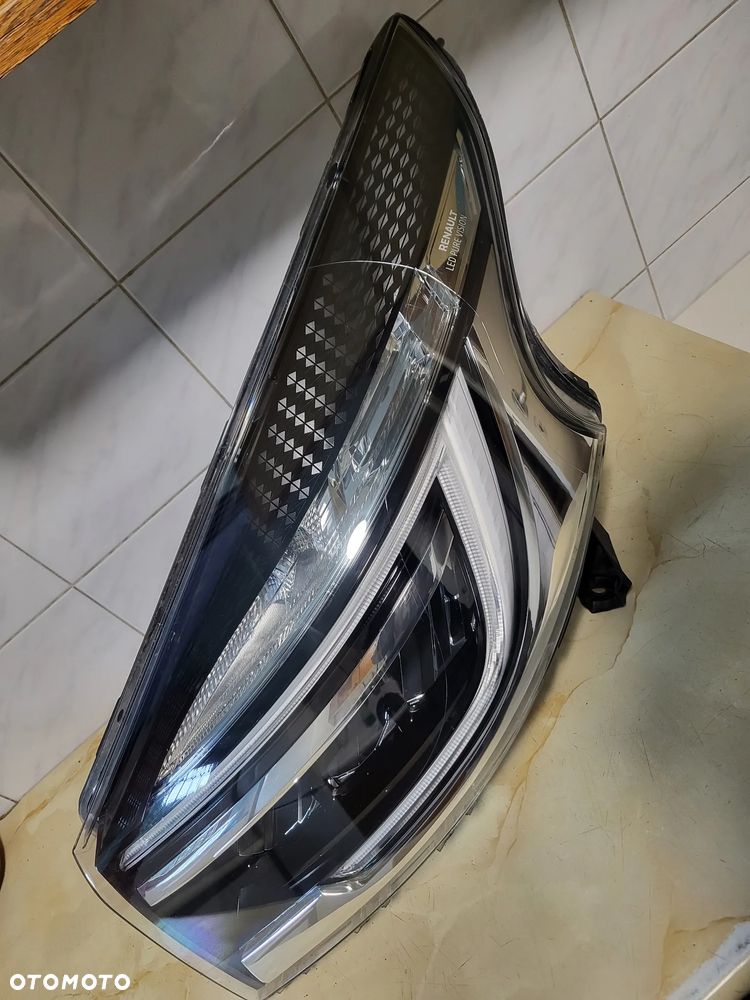 RENAULT TRAFIC PIERWSZY LIFT LED PURE VISION lewa prawa - 1
