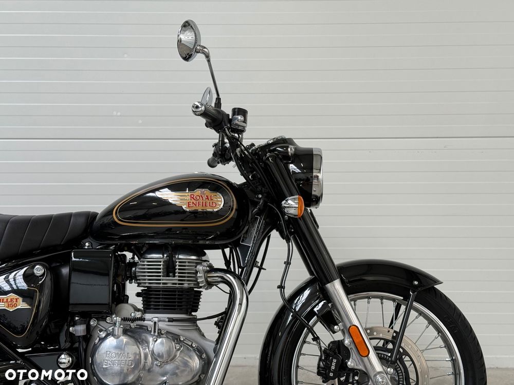 Royal Enfield Bullet - 11