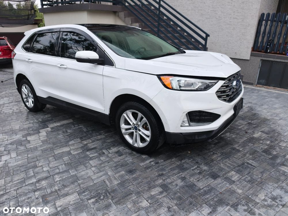 Ford Edge - 1