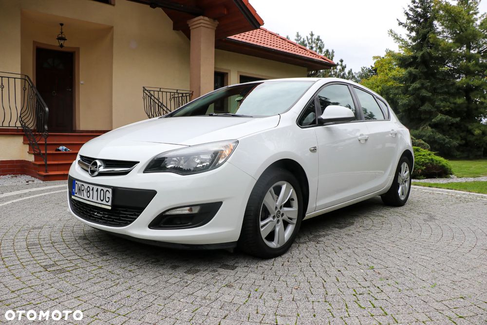 Opel Astra - 25