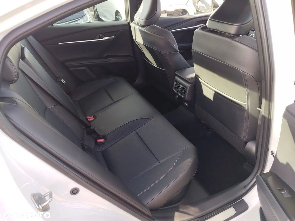Toyota Camry 2.5 Hybrid Dynamic Force Prestige e-CVT - 18