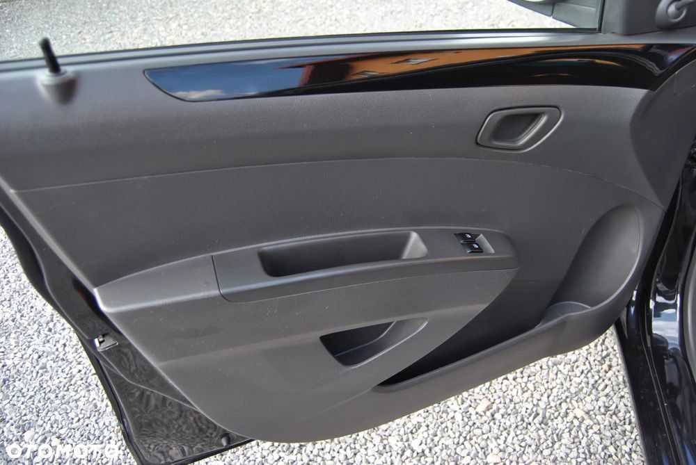 Chevrolet Spark 1.0 LS+ Design - 22