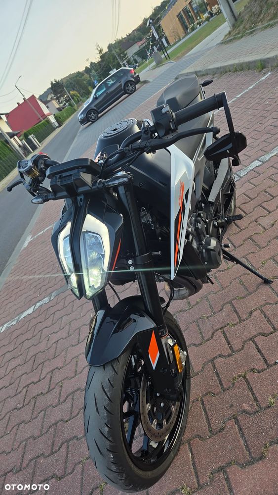 KTM Duke 790 - 15