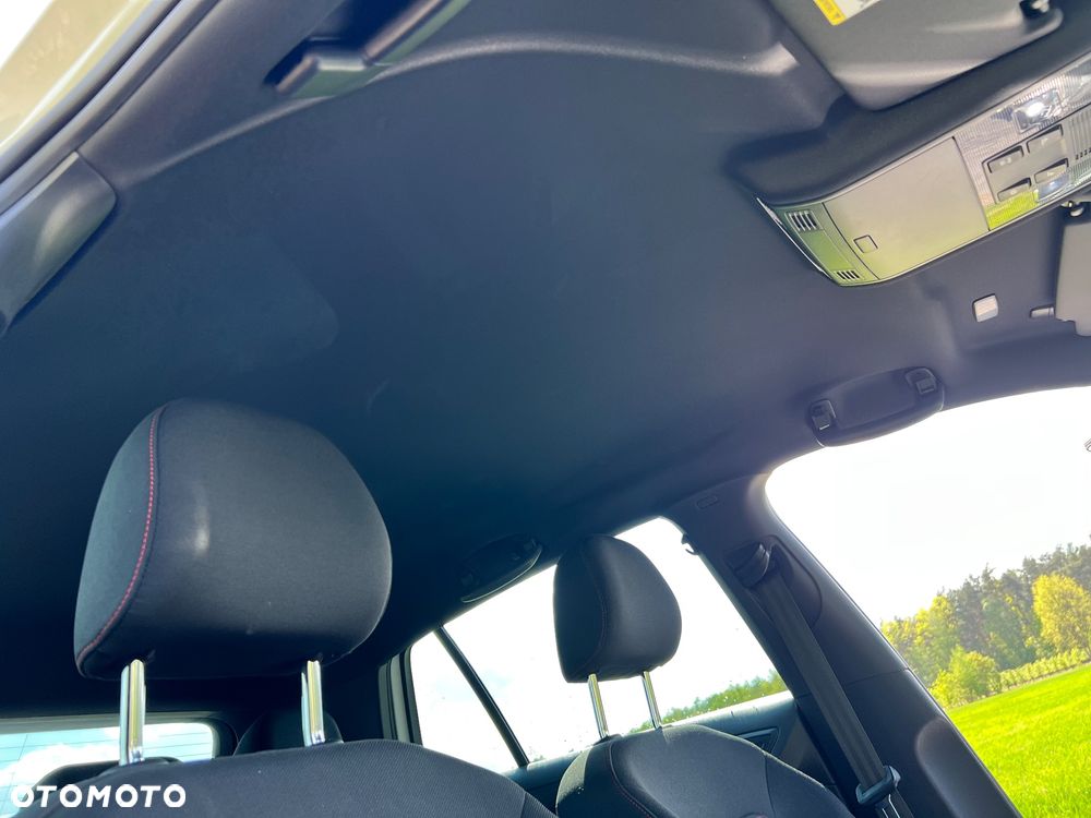 Volkswagen Golf - 12