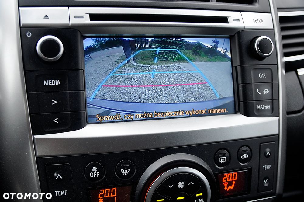 Toyota Verso 2.0 D-4D Prestige 7os - 24