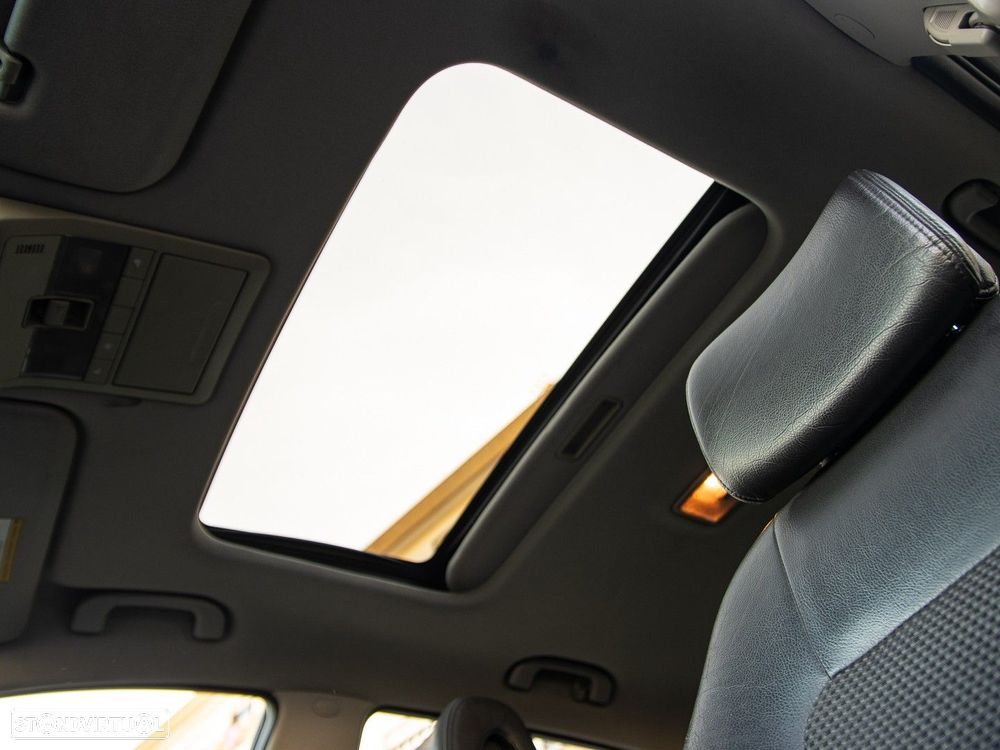 Chevrolet Captiva - 38
