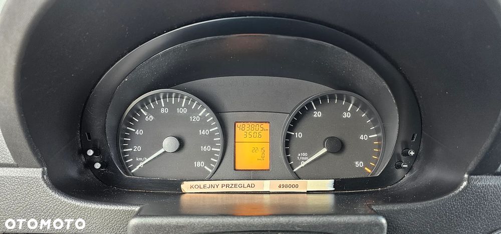 Mercedes-Benz Sprinter - 14