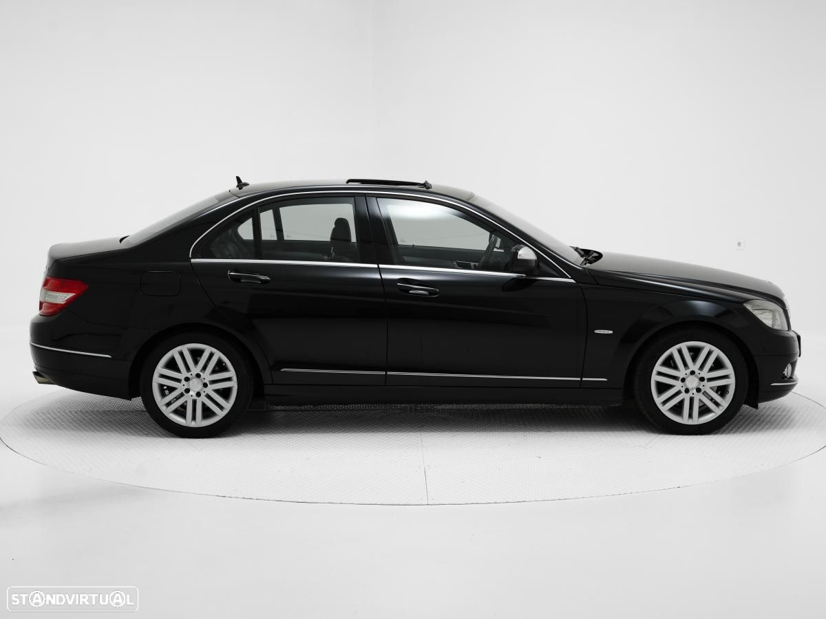 Mercedes-Benz C 320 - 2