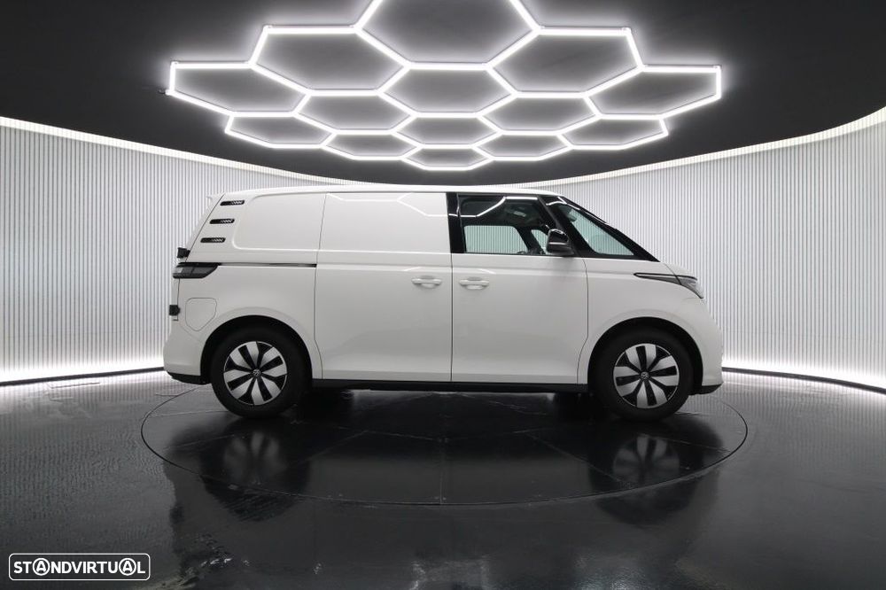 VW id-buzz Cargo - 10