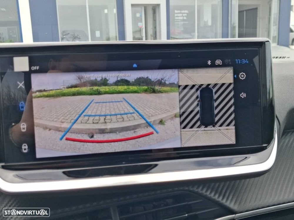 Peugeot 2008 1.2 PureTech Allure - 12