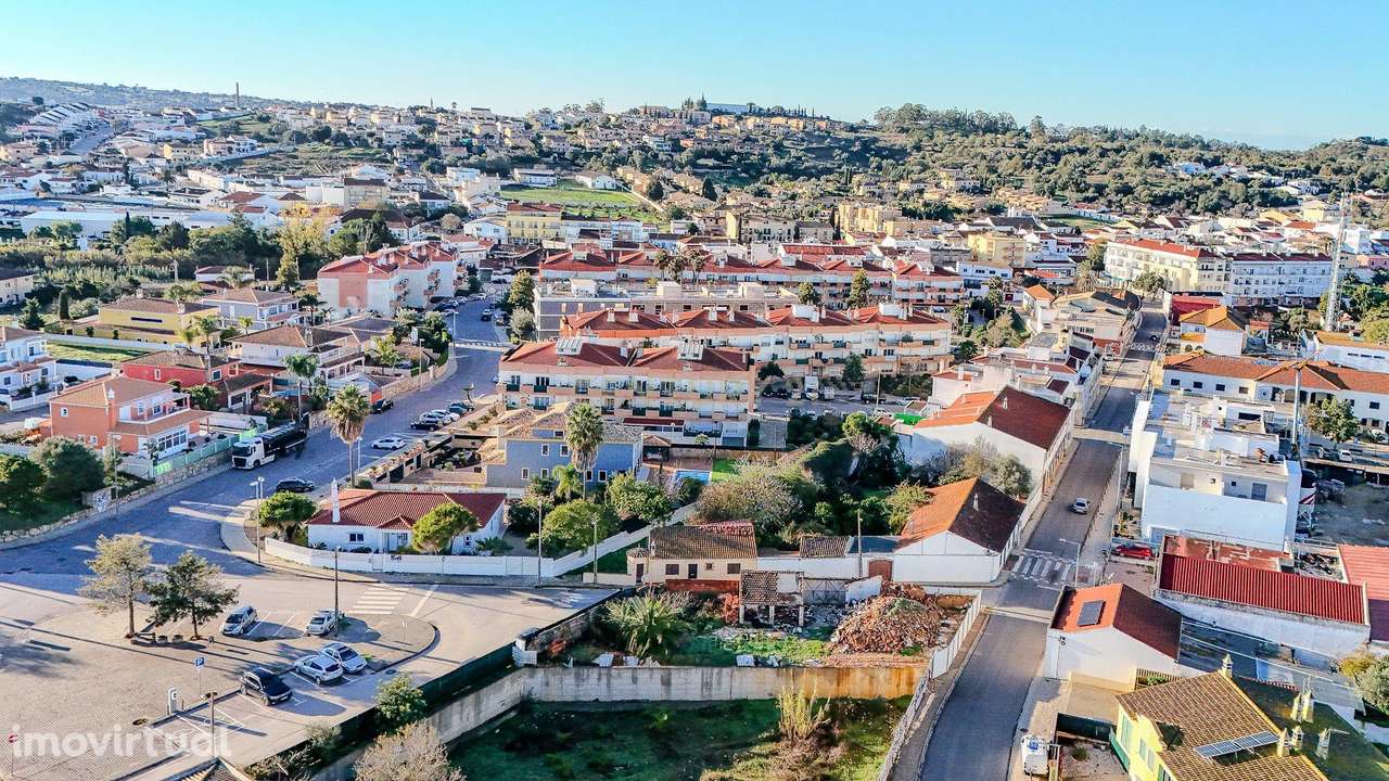 TERRENO URBANO PARA INVESTIMENTO - Grande imagem: 3/5