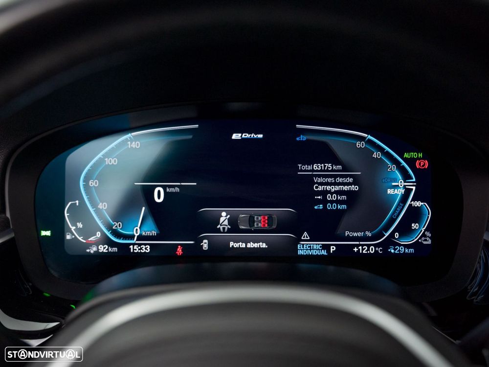 BMW 520 e Pack M - 19