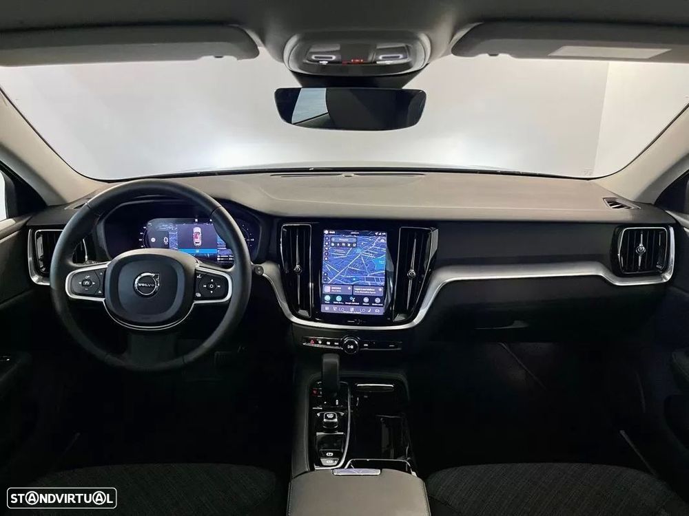 Volvo V60 2.0 T6 AWD TE Essential - 4