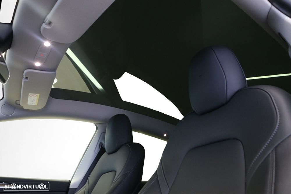 Tesla Model Y Standard - 6