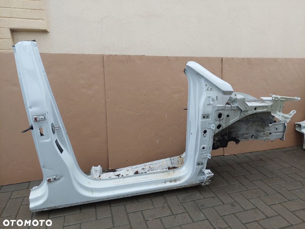 Seat Ateca Cupra Ateca Blotnik tylny prawy cwiartka - 4