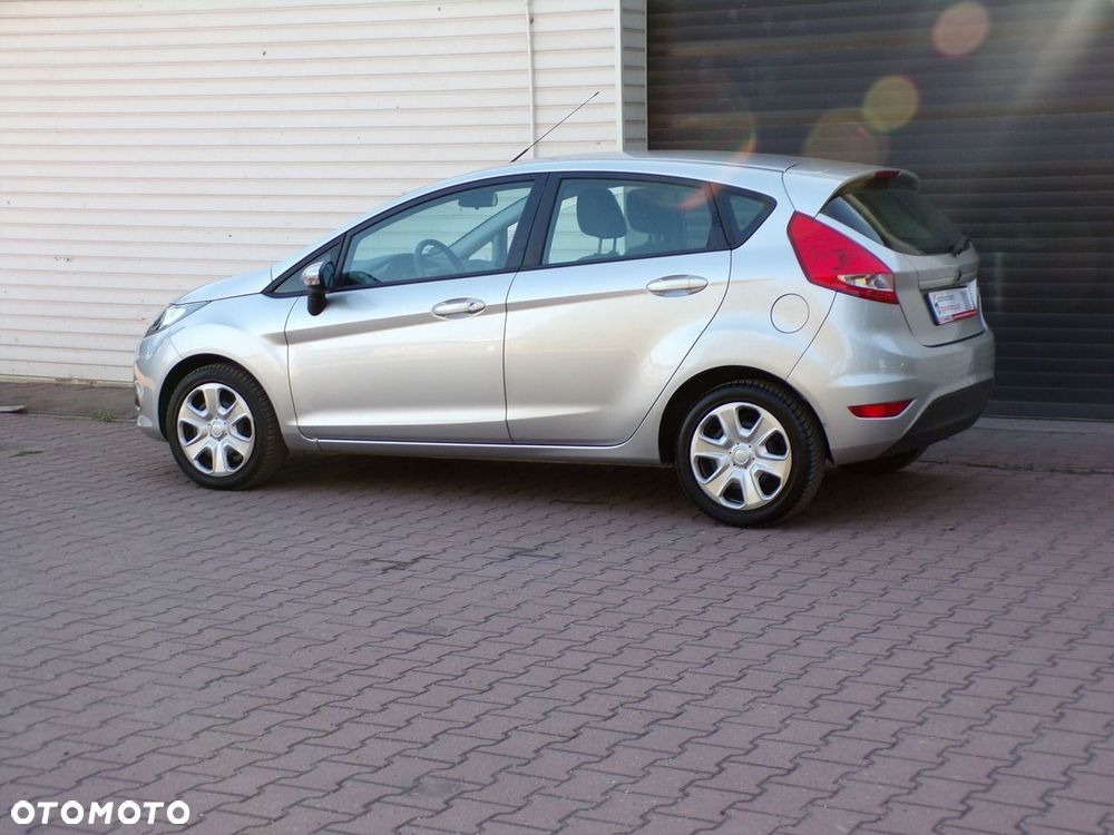 Ford Fiesta - 16