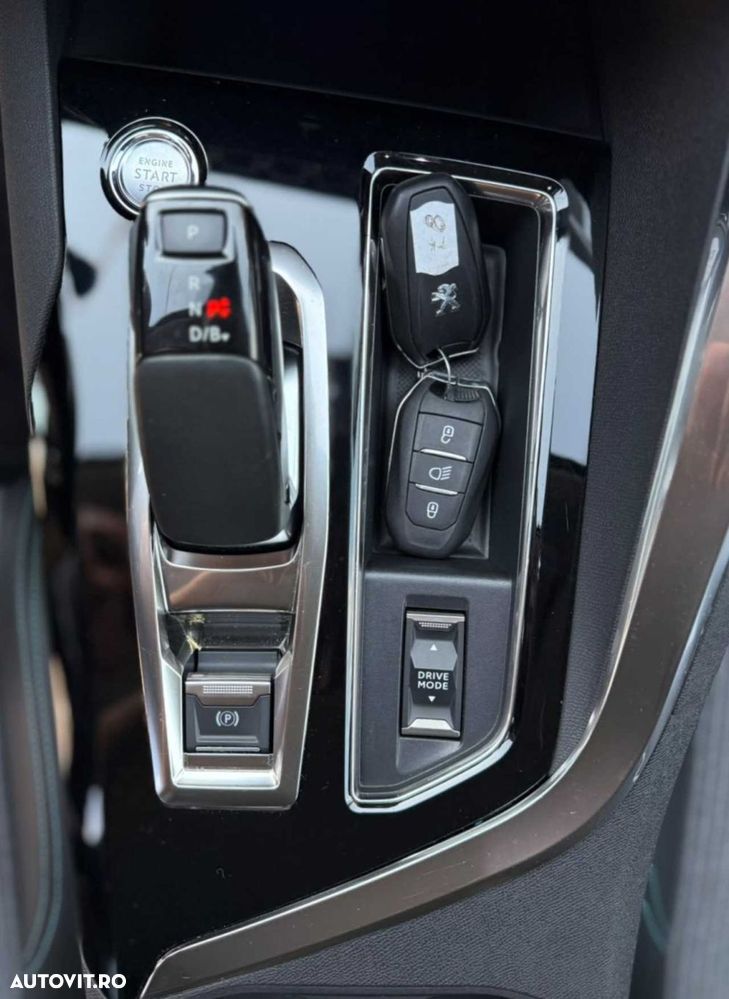 Peugeot 3008 - 25