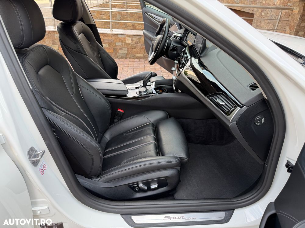 BMW Seria 5 520d Aut. - 11