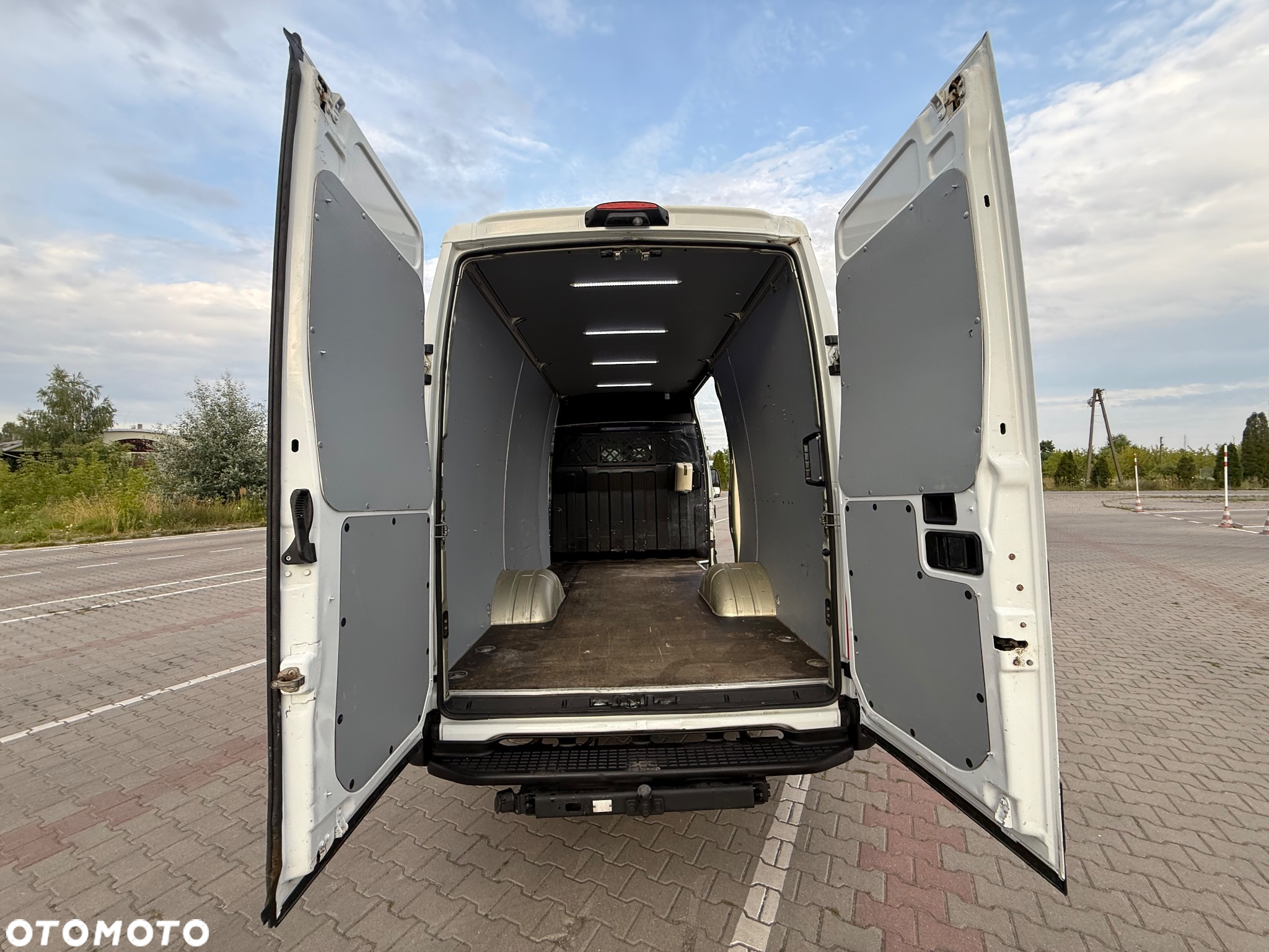 Iveco 35  C. DAILY - 16