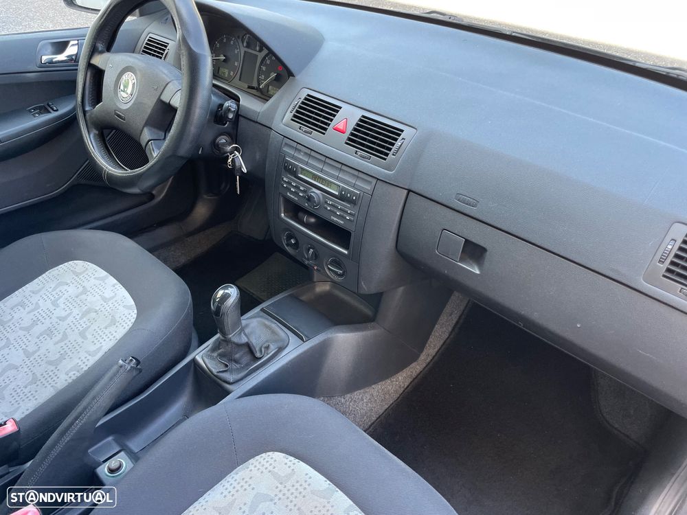 Skoda Fabia Break 1.4 Comfort - 10