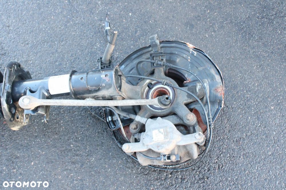 ZWROTNICA AMORTYZATOR MCPERSON PRAWY PRZÓD MERCEDES A KLASA W176 1.5 CDI - 5