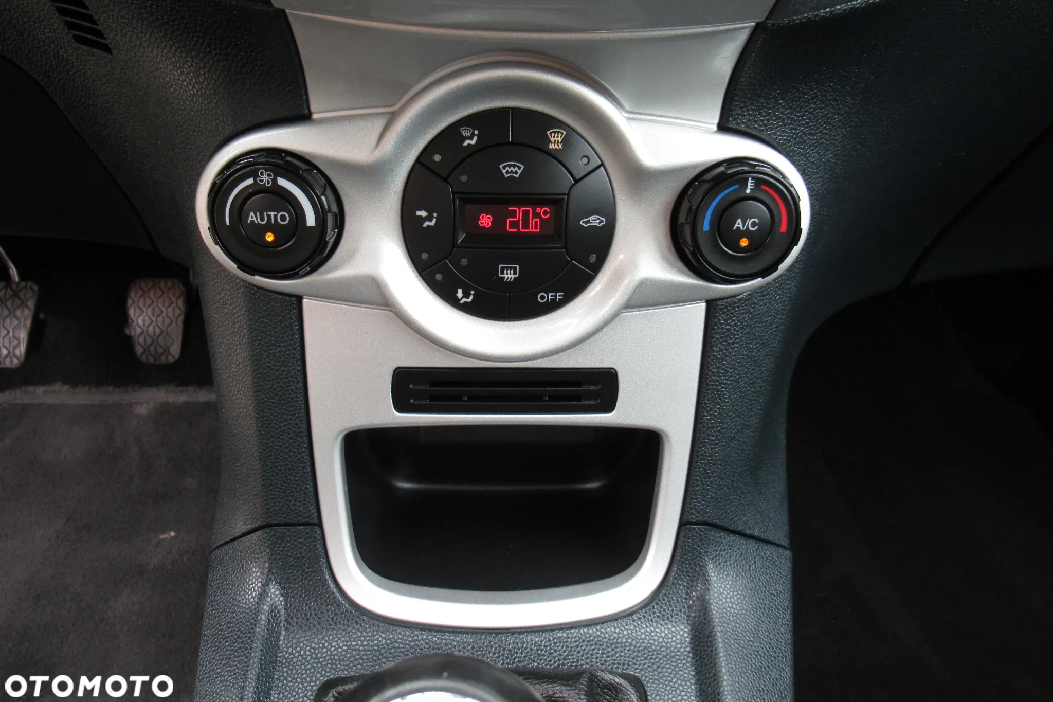 Ford Fiesta 1.25 Titanium - 33