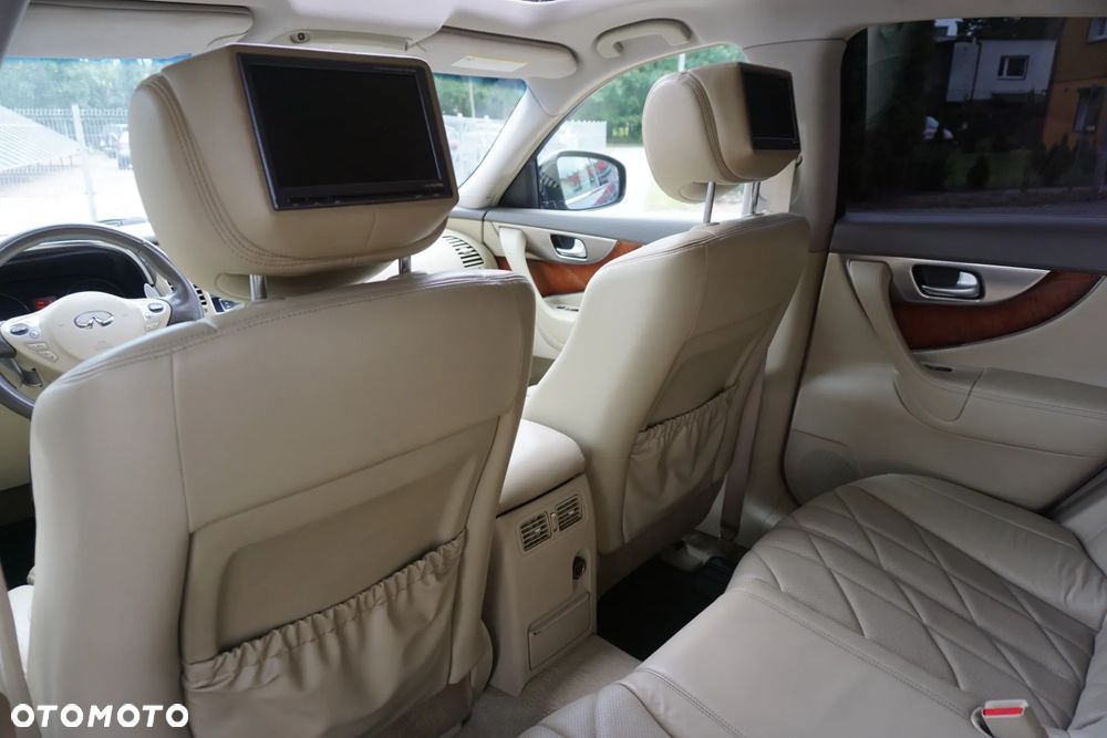 Infiniti FX FX30d AWD S - 28
