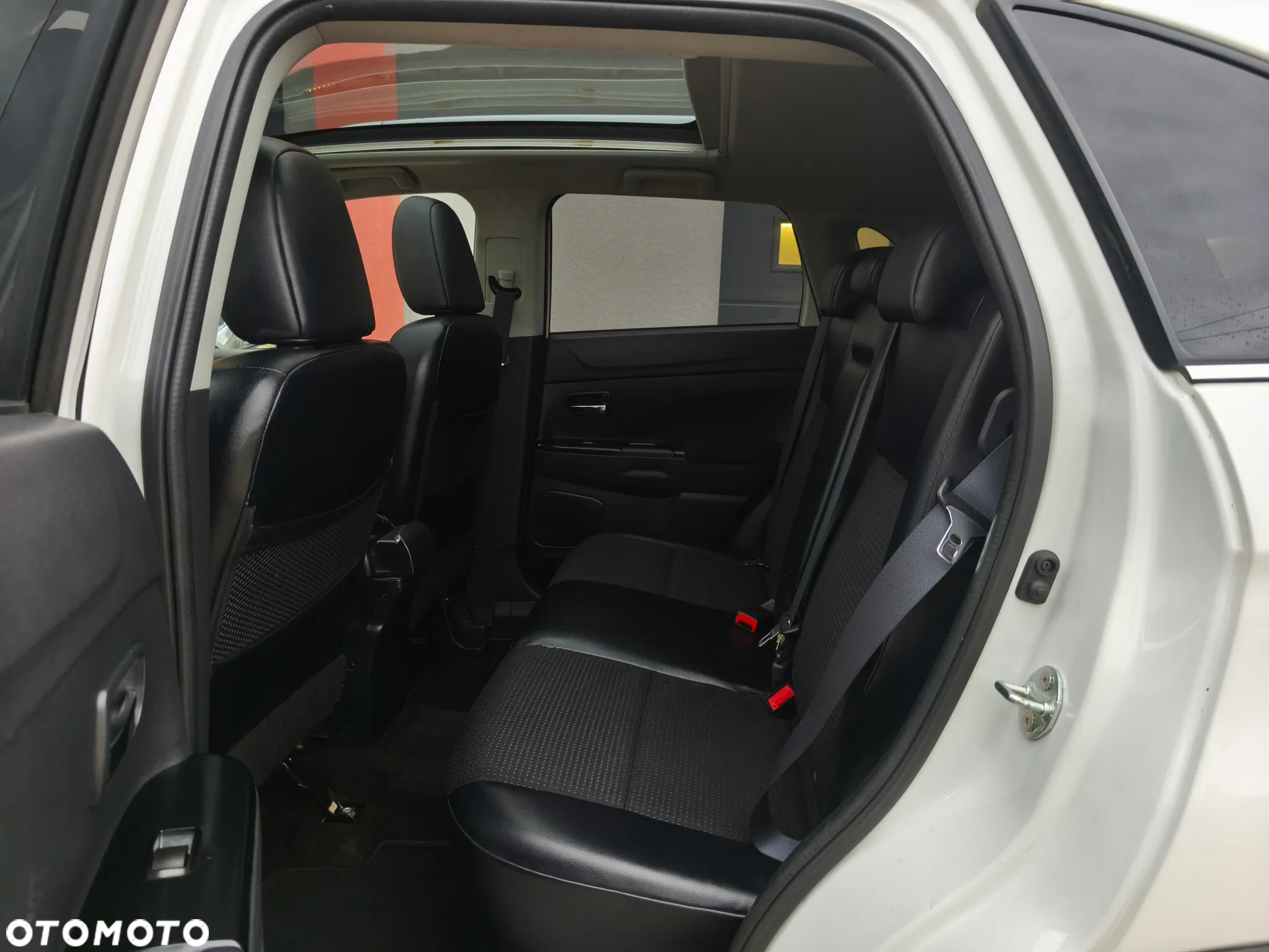 Citroën C4 Aircross 1.6 HDi STT 4x2 Exclusive - 8