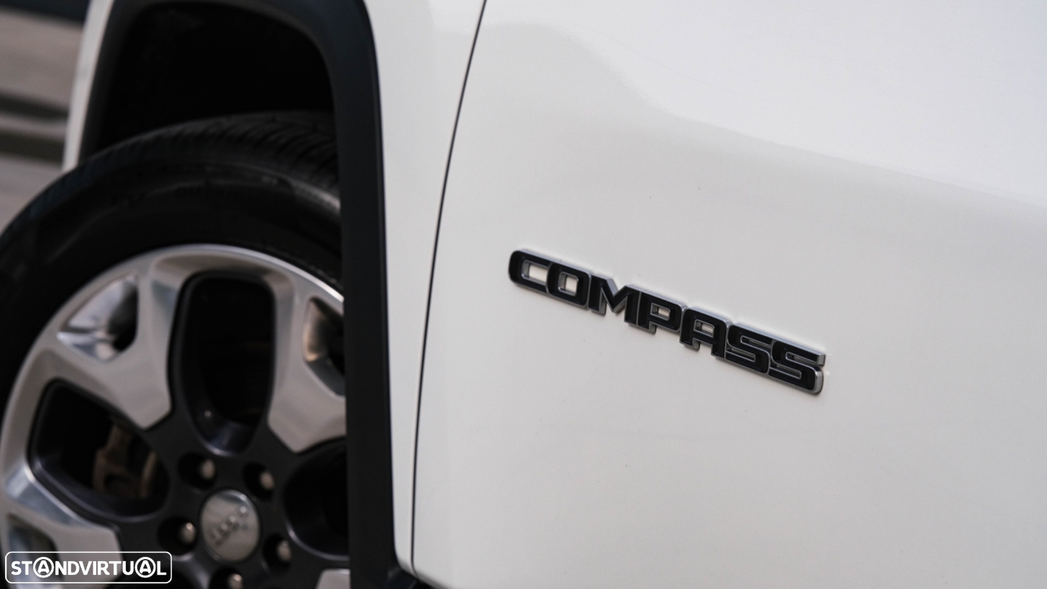 Jeep Compass 1.6 M-Jet Limited - 10