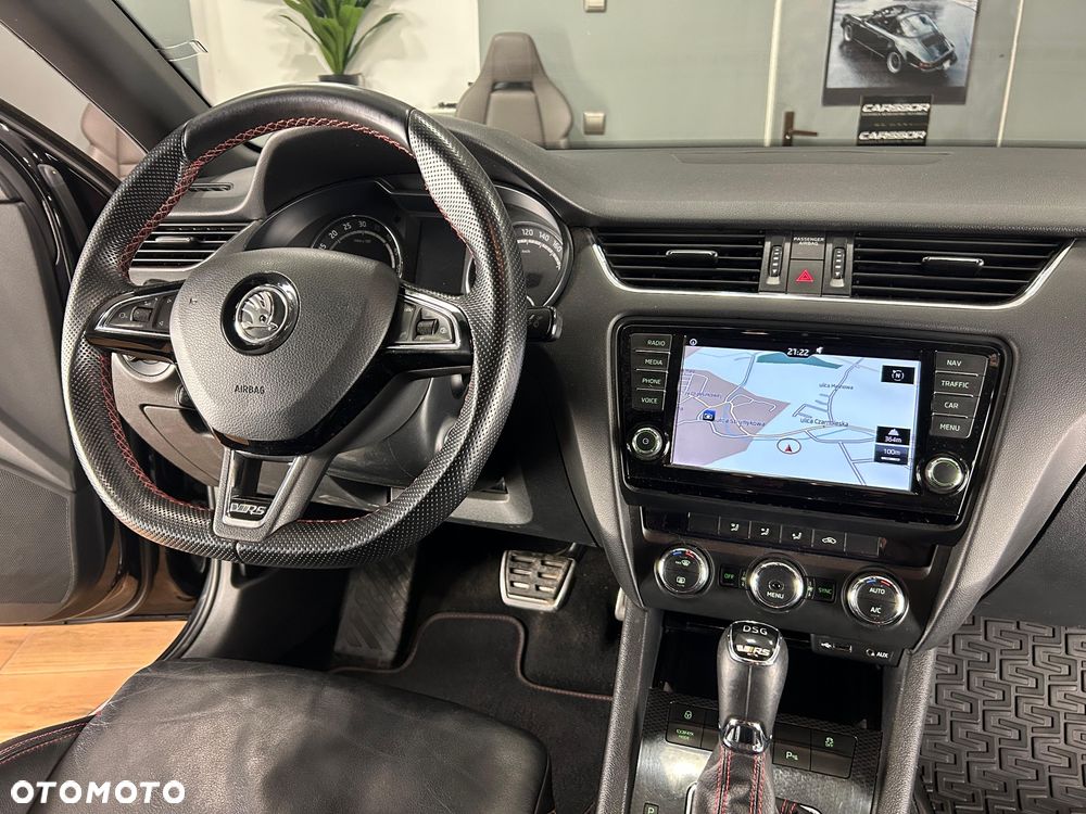Skoda Octavia 2.0 TDI RS DSG - 5