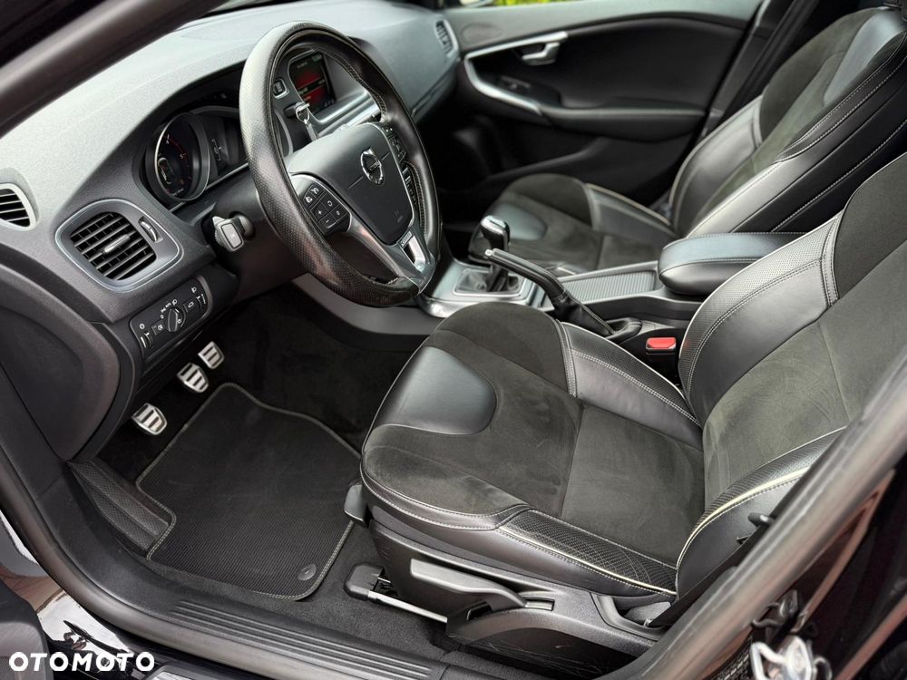 Volvo V40 D2 RDesign - 16