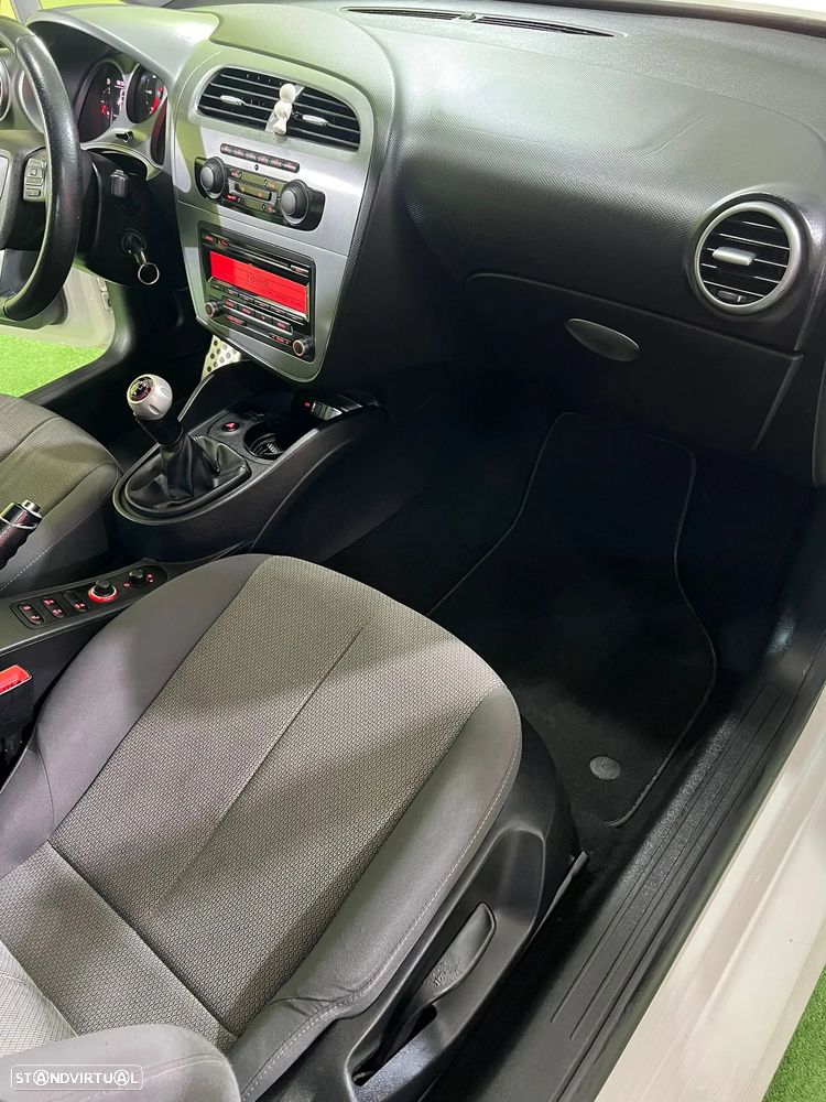 SEAT Leon 1.6 TDI E-Eco.Style Start/Stop - 9