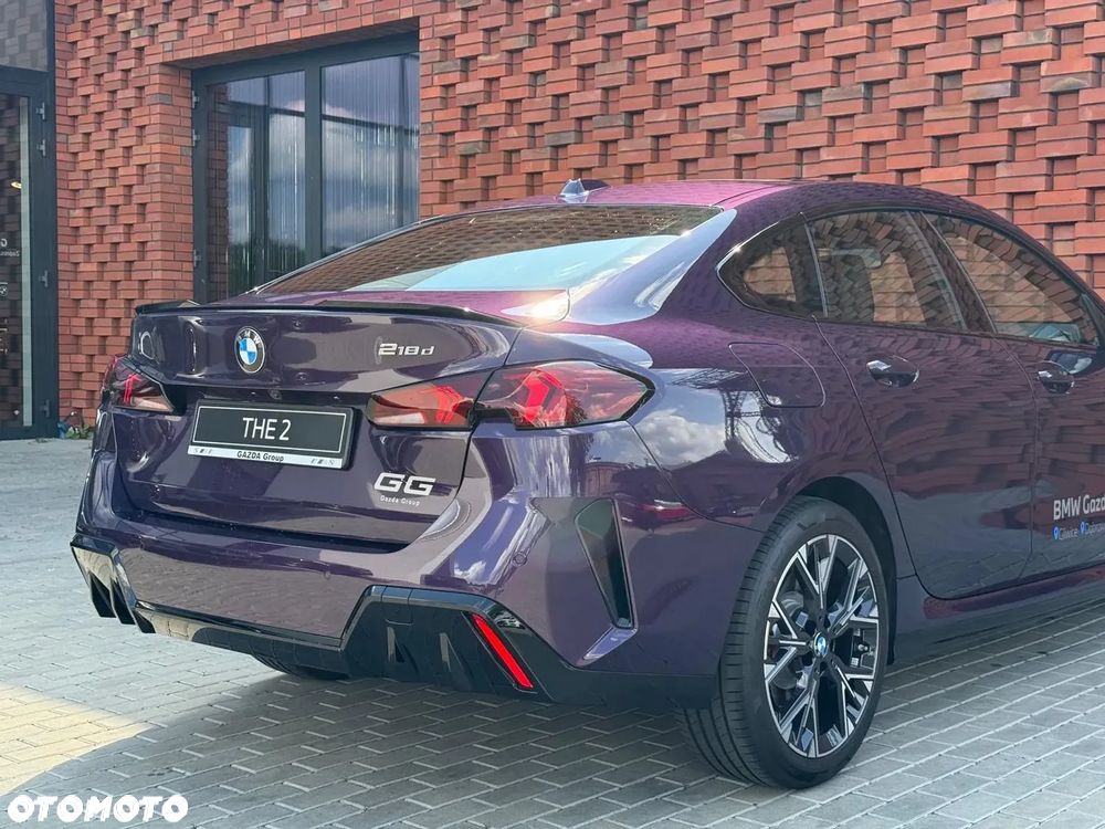 BMW Seria 2 218d - 7