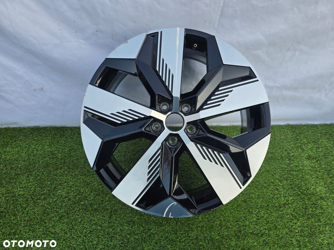 FELGA RENAULT MEGANE E-TECH 7x20 ET34 5x114,3 403001816R - 3