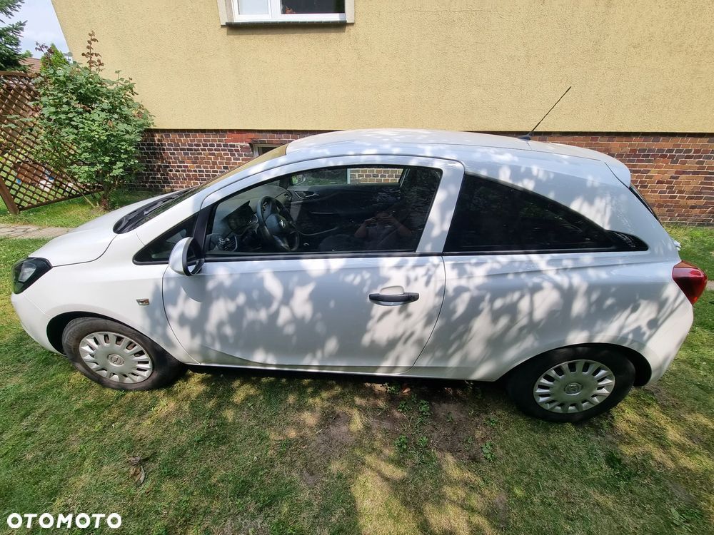 Opel Corsa 1.4 Essentia - 10