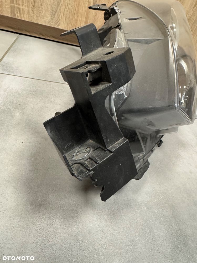 Mazda 3 III reflektor przód lift zwykly - 5