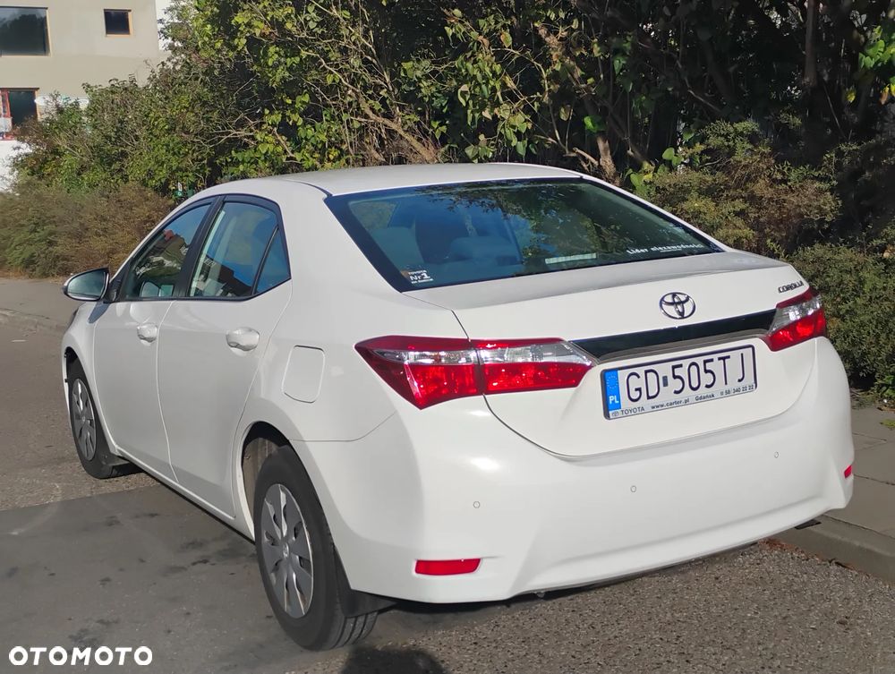 Toyota Corolla - 2