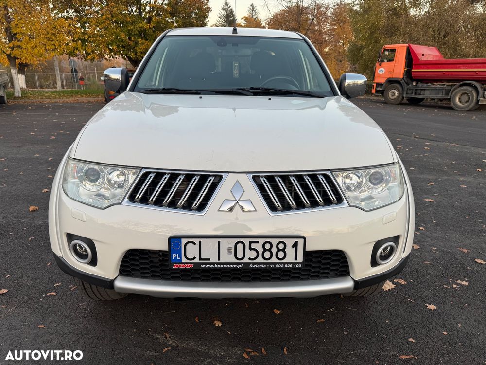Mitsubishi L200 Pick Up 4x4 Autm. Intense Double Cab - 19