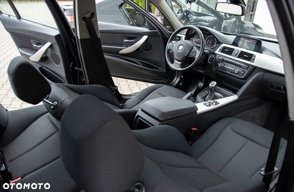 BMW Seria 3 - 8