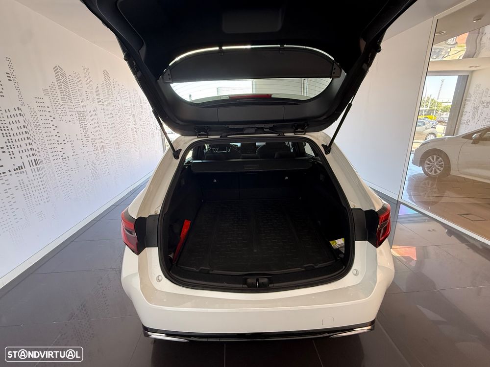 Toyota Corolla Touring Sports 1.8 Hybrid Comfort - 4