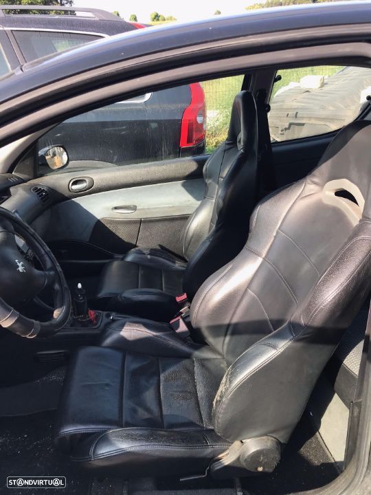 Peugeot 206 GTI 1999 - Para Peças - 6