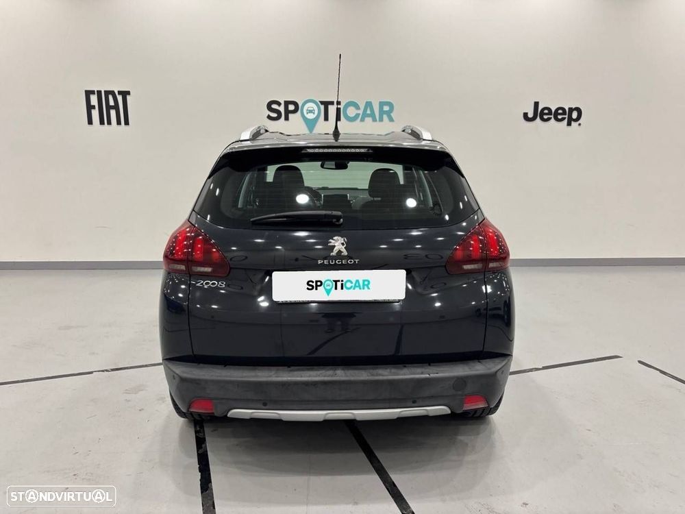 Peugeot 2008 1.2 PureTech Allure - 5