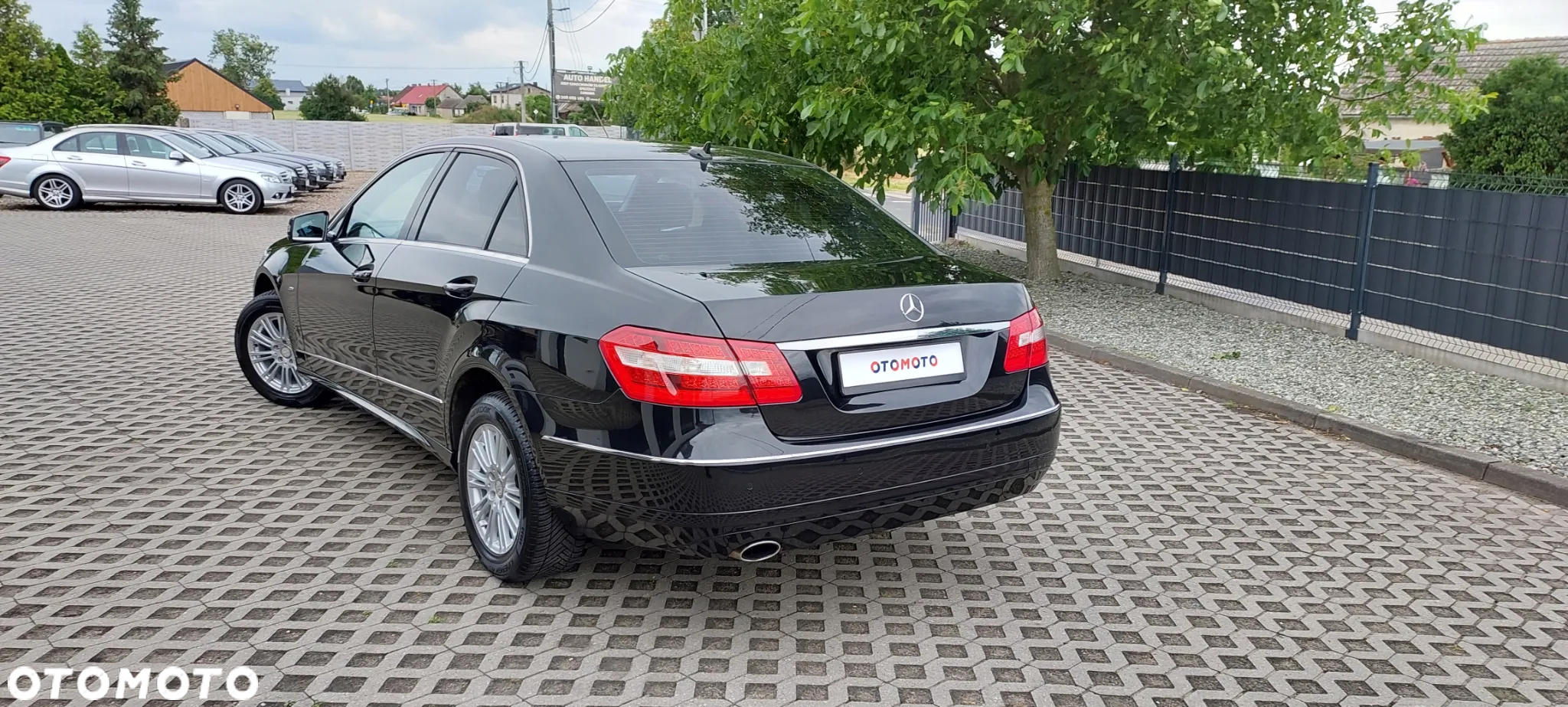 Mercedes-Benz Klasa E - 27