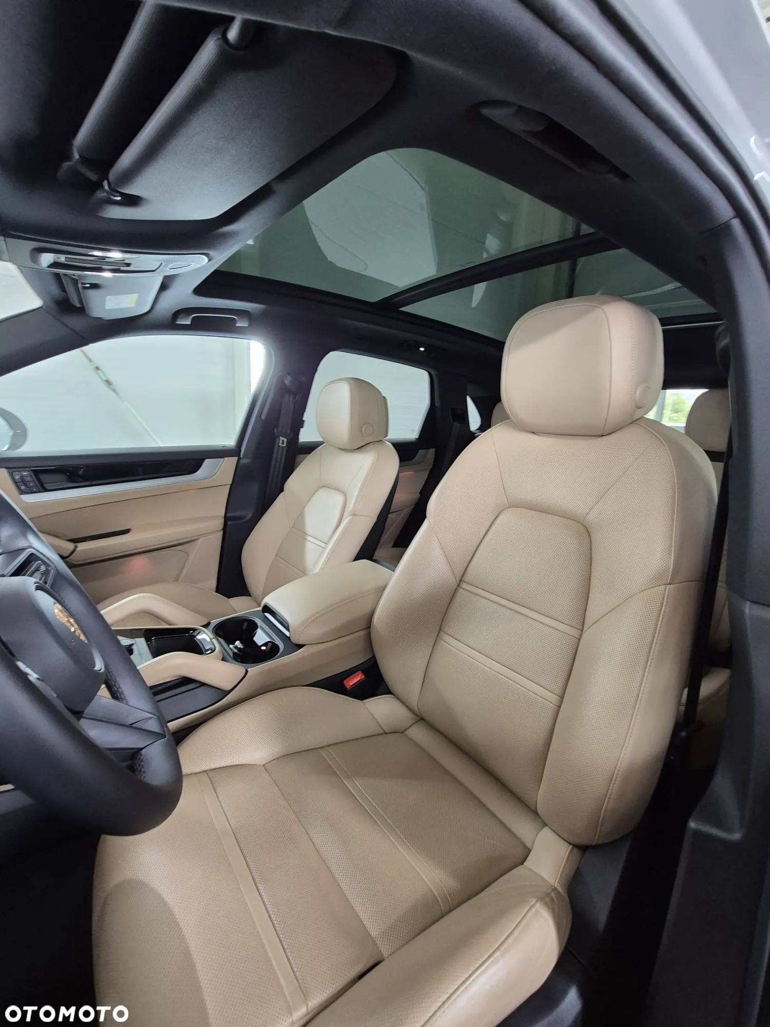 Porsche Cayenne - 9