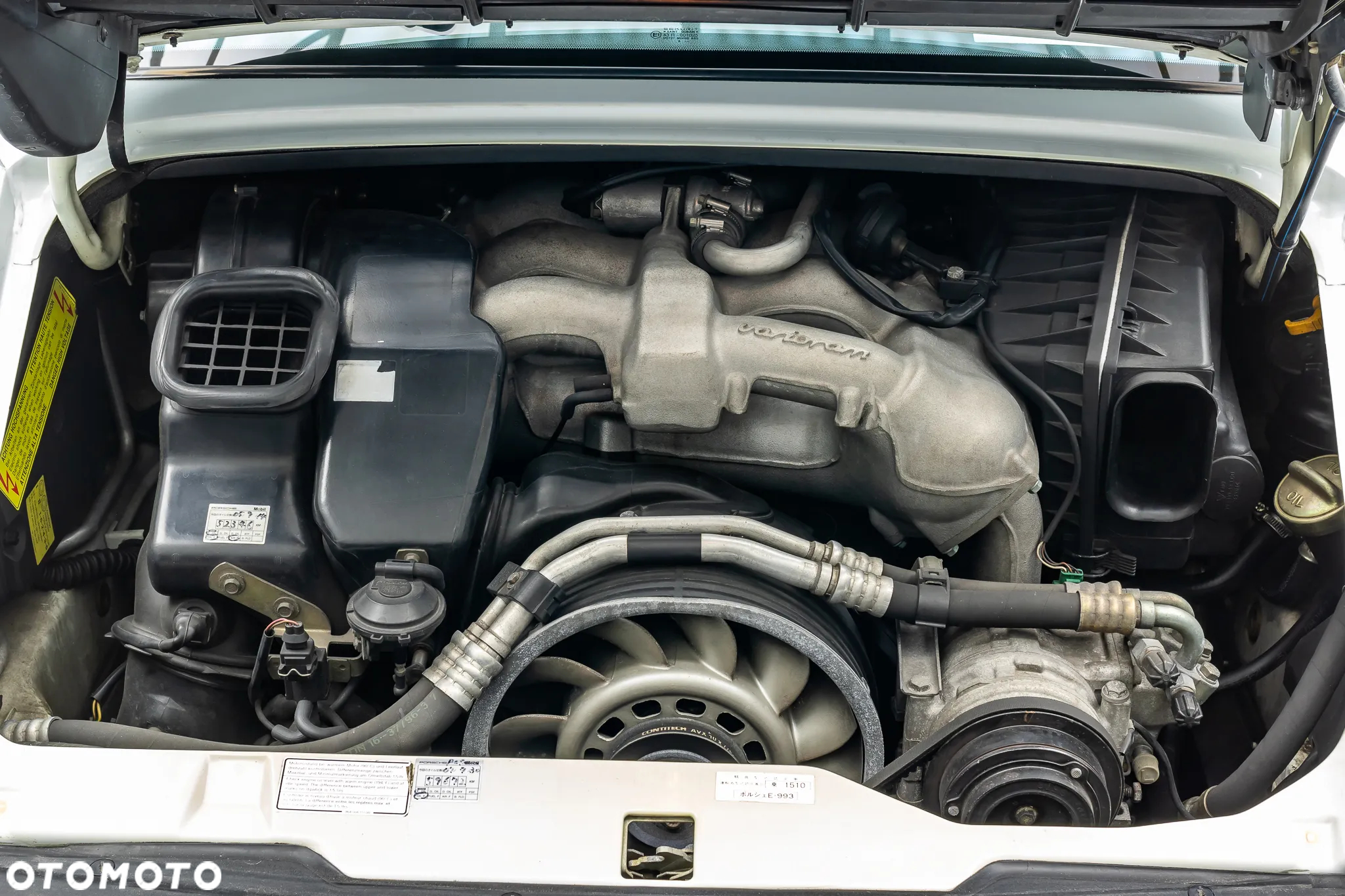 Porsche 911 - 32