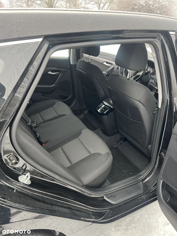 Hyundai i40 i40cw 1.7 CRDi Fifa World Cup Edition - 32