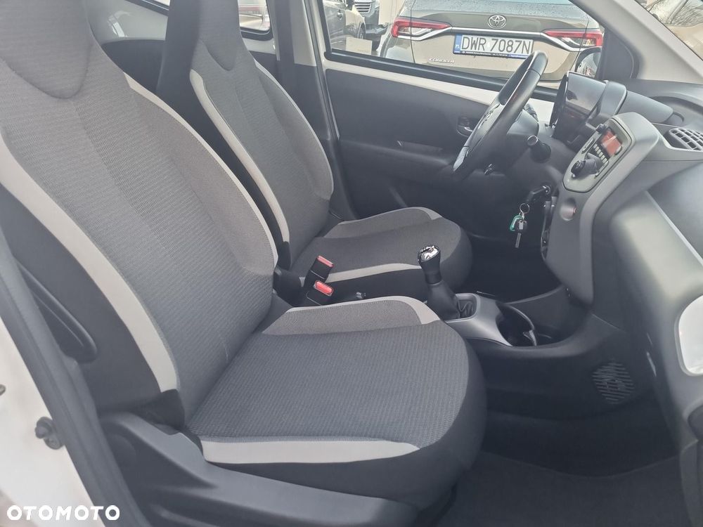 Toyota Aygo - 10