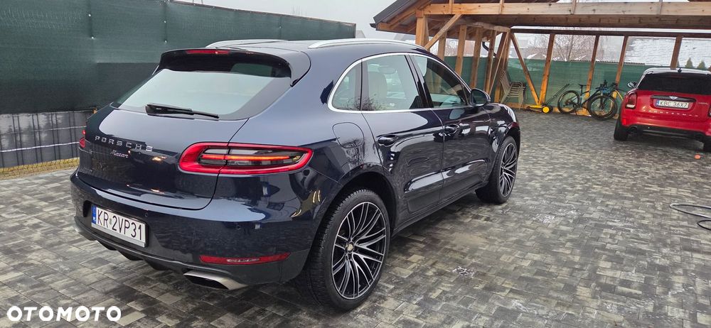 Porsche Macan - 4