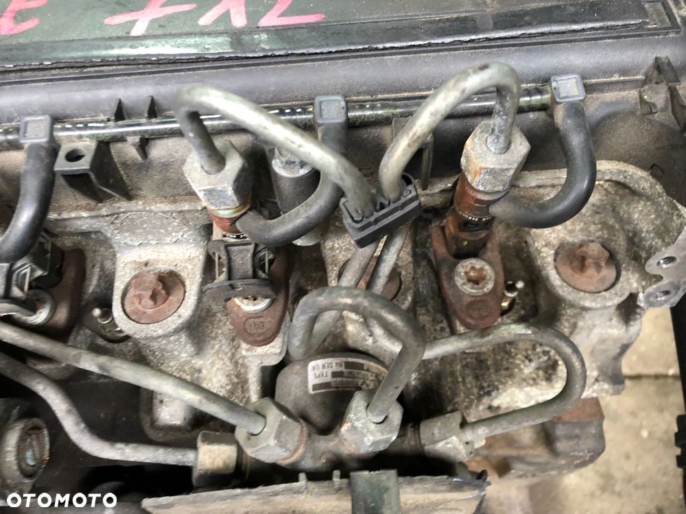 Silnik K9KE712 K9K712 7701475284 1.5 dCi Renault CLIO + UKŁAD PALIWOWY POMPA WTRYSKIWACZE - 4