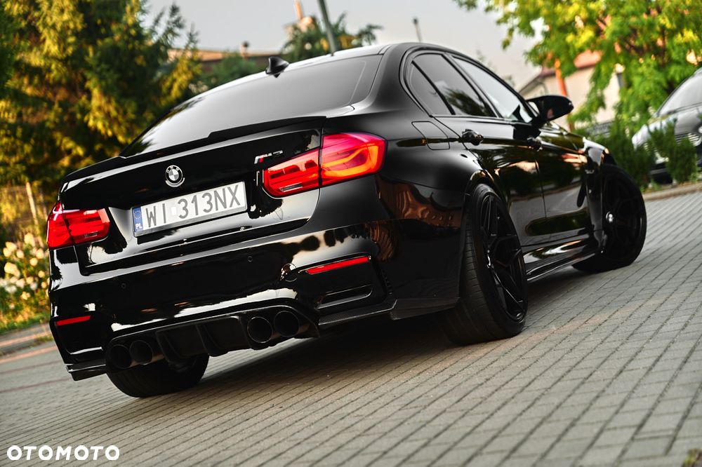BMW M3 DKG Competition - 13